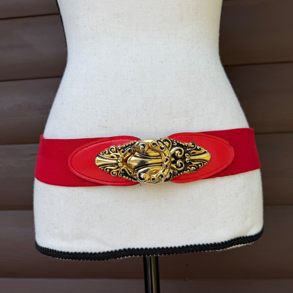 Vintage 80s Red Elastic Cinch Belt Gold Baroque Filigree Buckle Statement